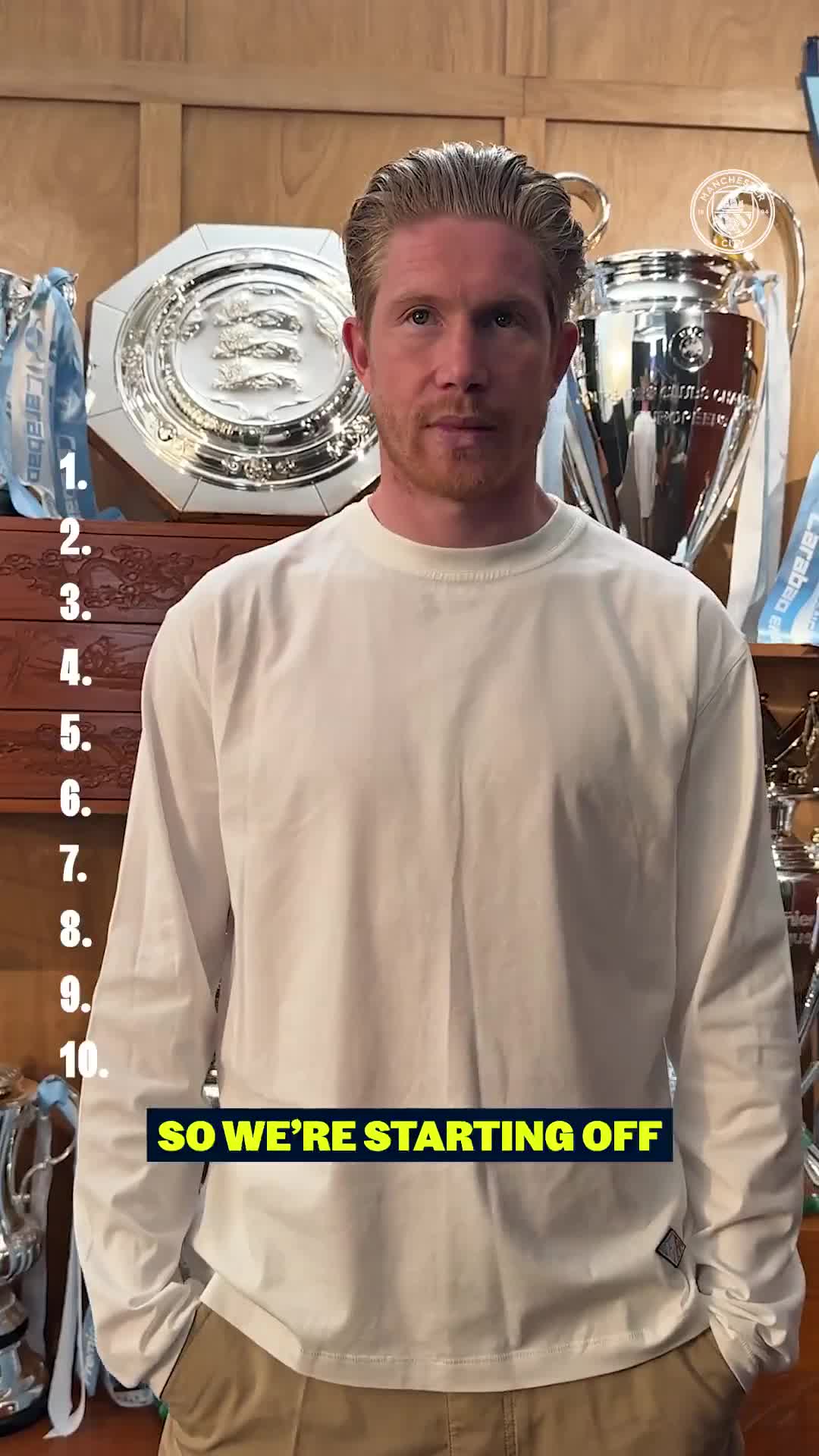 九游体育-出色防守首场状态出色，独行侠观众沸腾！，德布劳内重返赛场再创辉煌时刻(世界上最好的防守型中场)