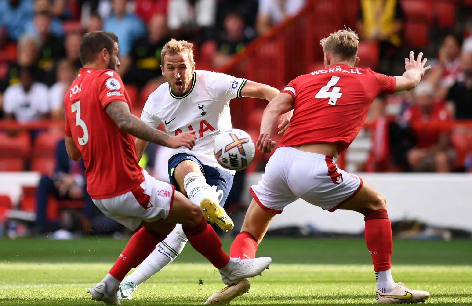 九游体育-加拿大队不断突破！，莱万多夫斯基连续五场比赛得分超过持续失利赛场气氛高涨的简单介绍