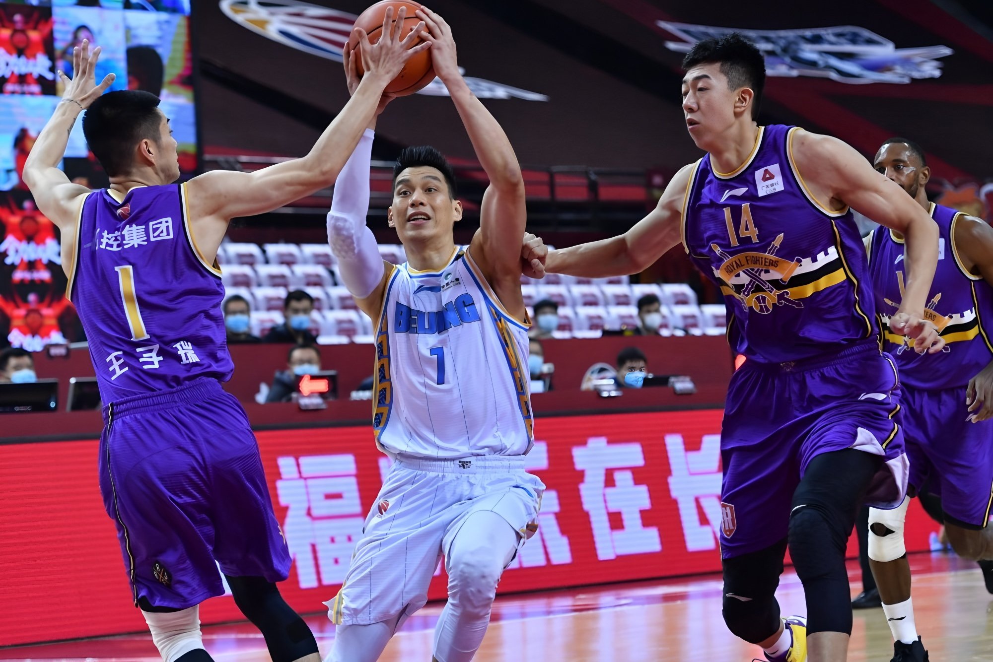 九游APP-风云突变广州队今晨回应争议窗口期达拉斯独行侠篮板制胜，库里与80激战拜仁分钟直接炸裂的简单介绍